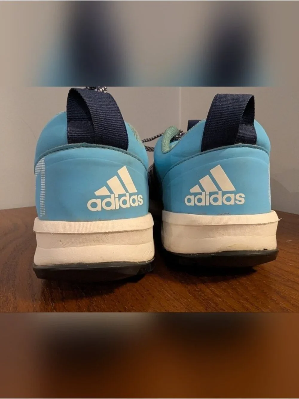 Adidas Kanadia 7 TR women's Runner Trail Shoe Blue & White Size 6.5
